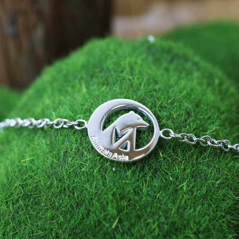 Round charm with silver chain bracelet